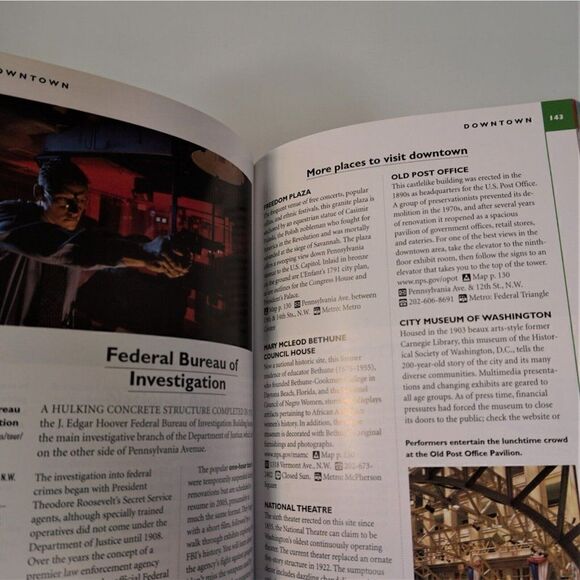 National Geographic Traveler Washington D.C. by John M. Thompson 2005 - Picture 9 of 11